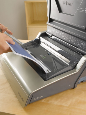  Fellowes GALAXY WIRE  . 