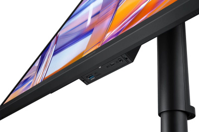 ������� Samsung 32" ViewFinity S8 LS32H804UAI 3840x2160, 5ms(GtG), 60Hrz, black (LS32H804UAIXCI)