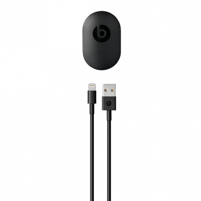 ����������� �������� Beats Pill + Speaker White