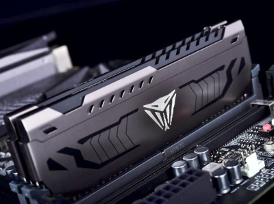 ����������� ������ Patriot Viper Steel 16Gb DDR4 3200MHz  (PVS416G320C6)