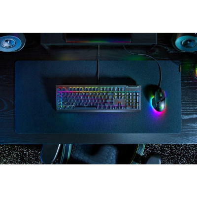   Razer BlackWidow V4 X (Yellow Switch) - Russian Layout
