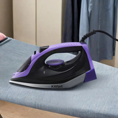 ���� Kitfort ��-2627 2200�� ����������/������