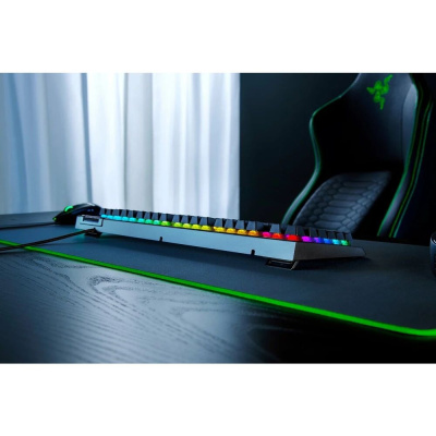   Razer BlackWidow V4 X (Yellow Switch) - Russian Layout